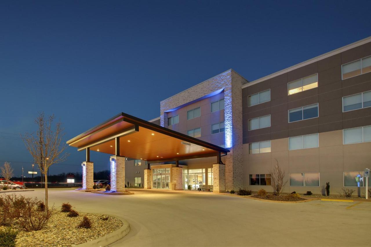 Holiday Inn Express & Suites - Mount Vernon By Ihg Eksteriør bilde